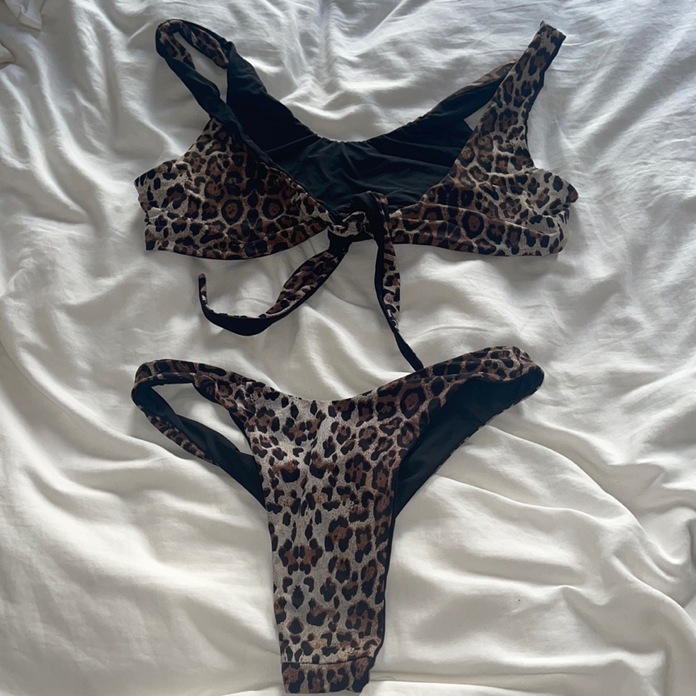 437 Kenzie top and bottoms